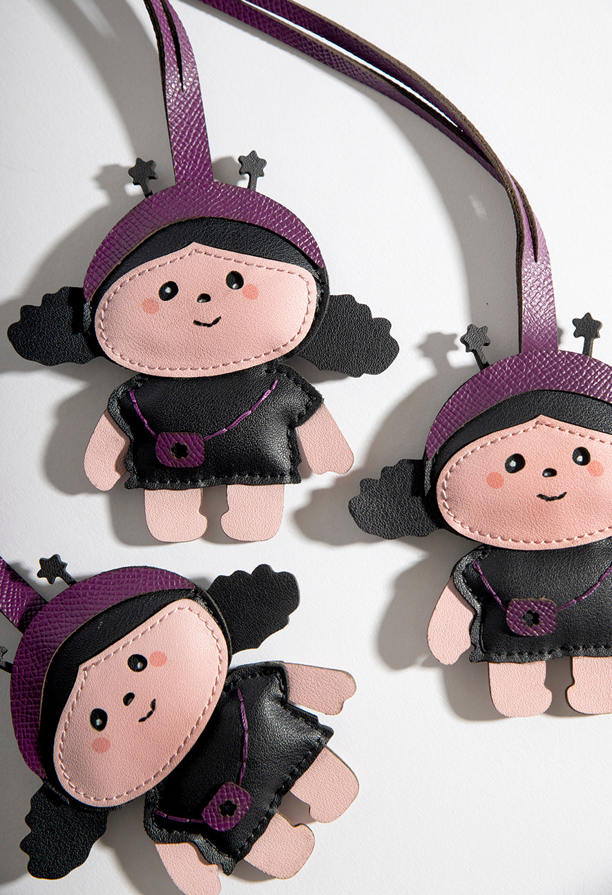Fenbao Doll charm